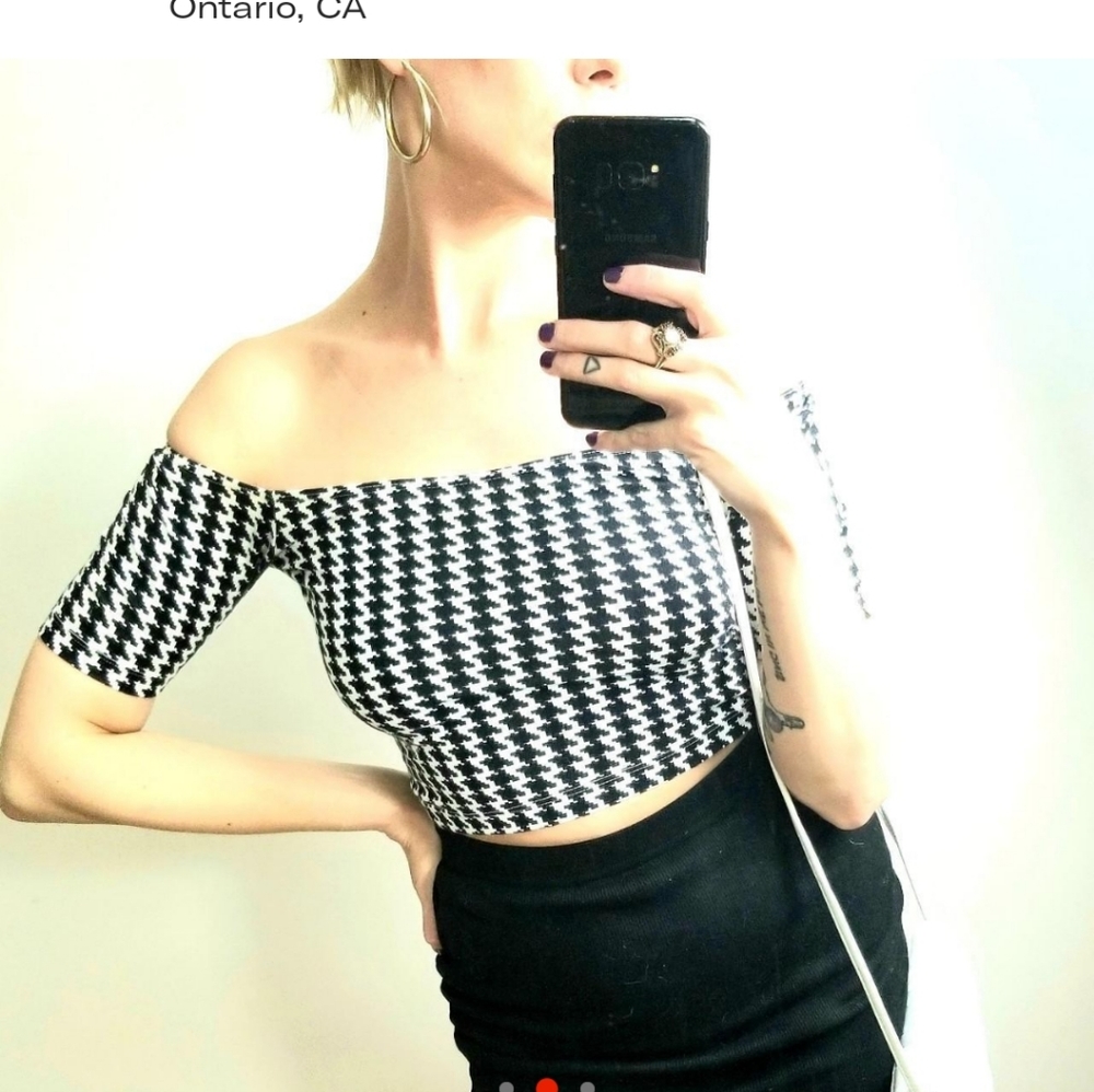Houndstooth Off Shoulder Crop Top